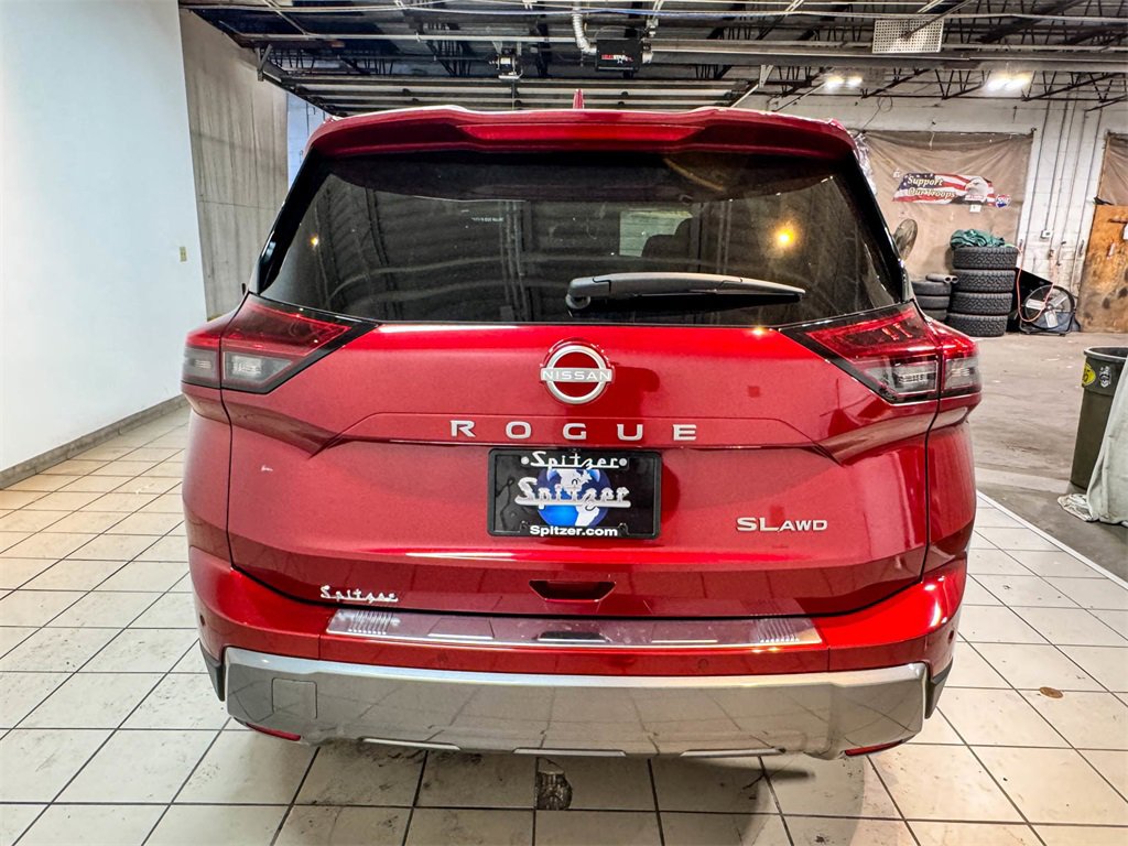 2024 Nissan Rogue SL AWD photo 7