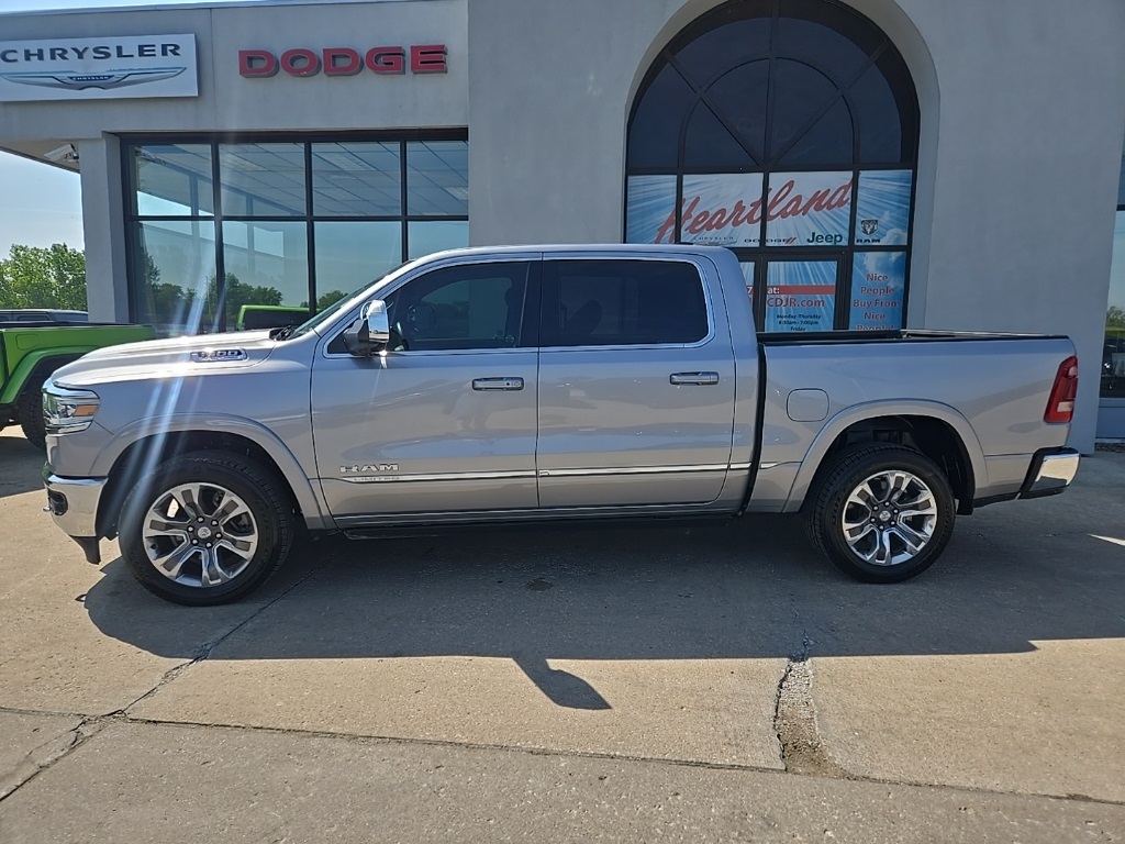 2023 Ram 1500 Limited photo 4