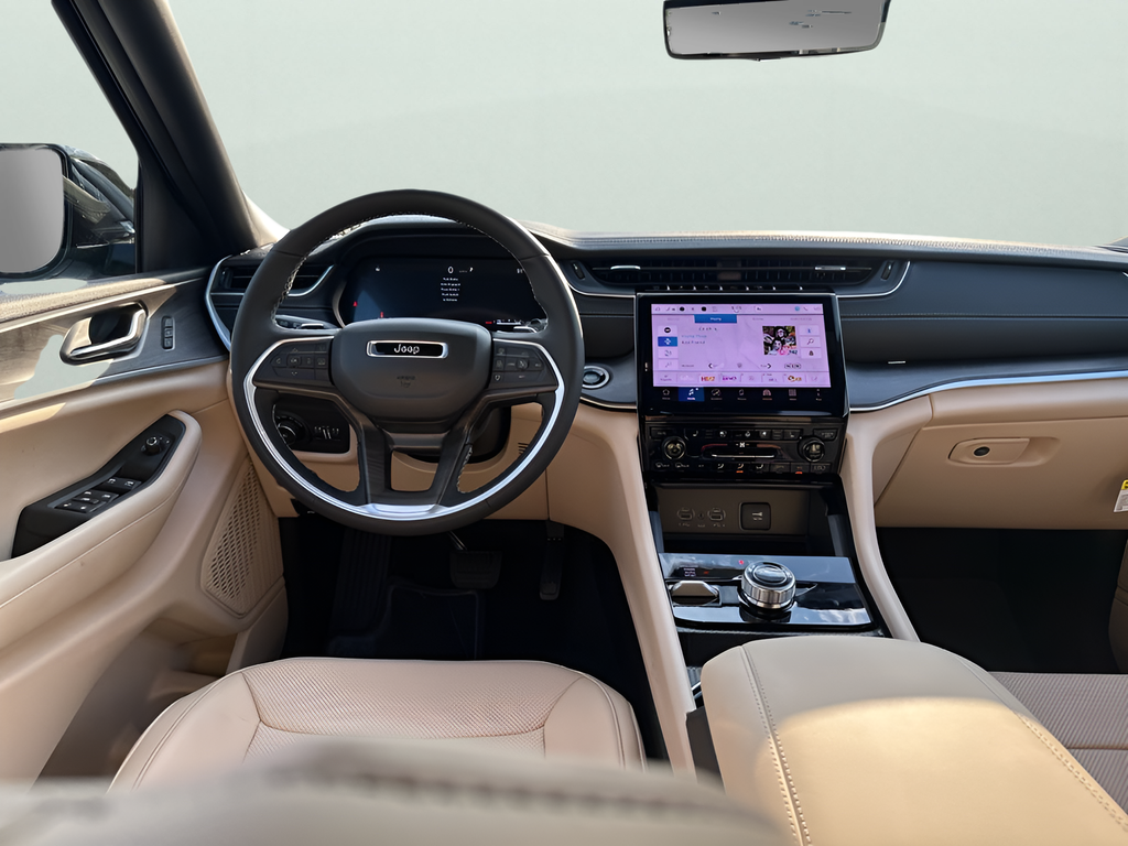 2025 Jeep Grand Cherokee Limited photo 20