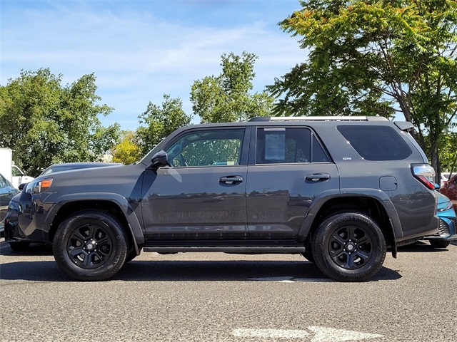 2024 Toyota 4Runner SR5 photo 8