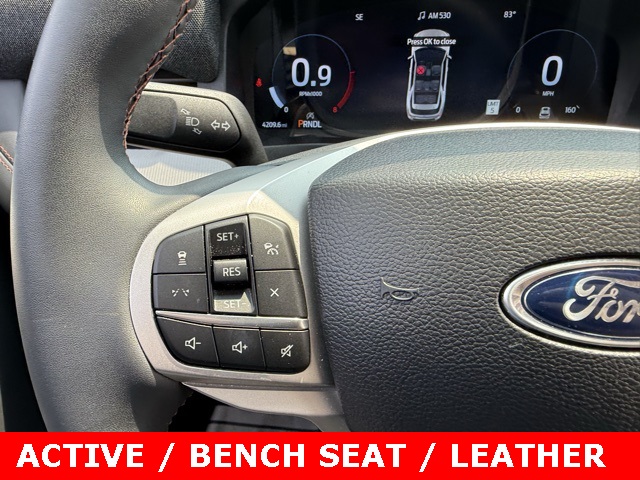 2025 Ford Explorer photo 18