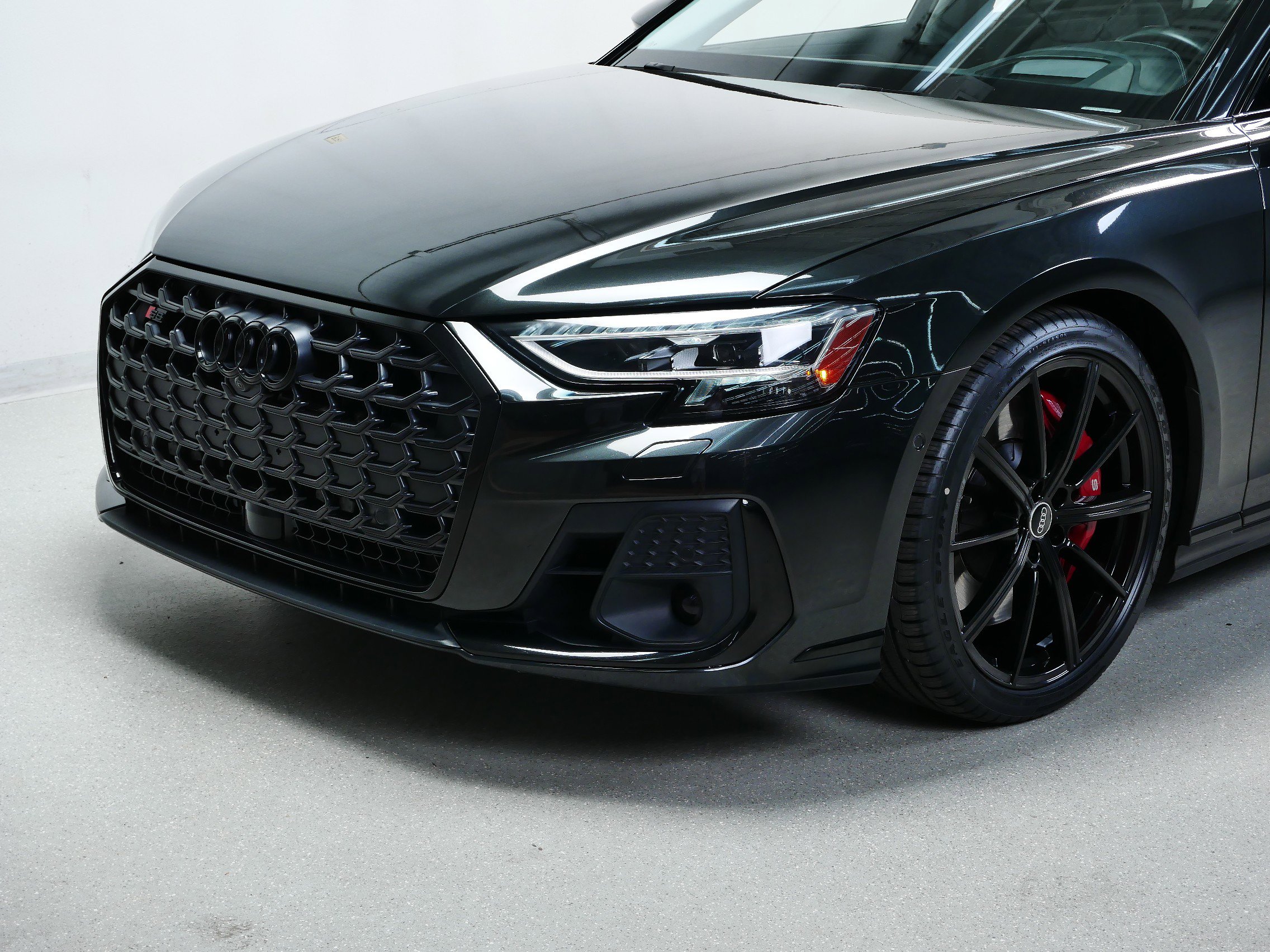2022 Audi S8 4.0T Quattro photo 11