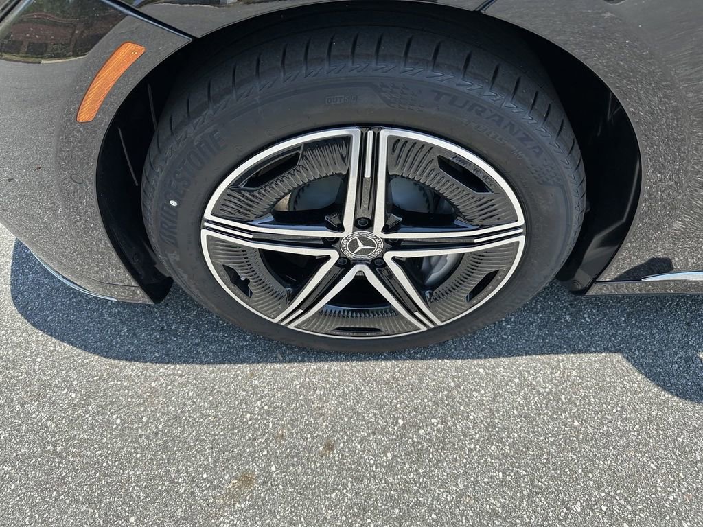 2024 Mercedes Benz EQE-Class Sedan photo 12
