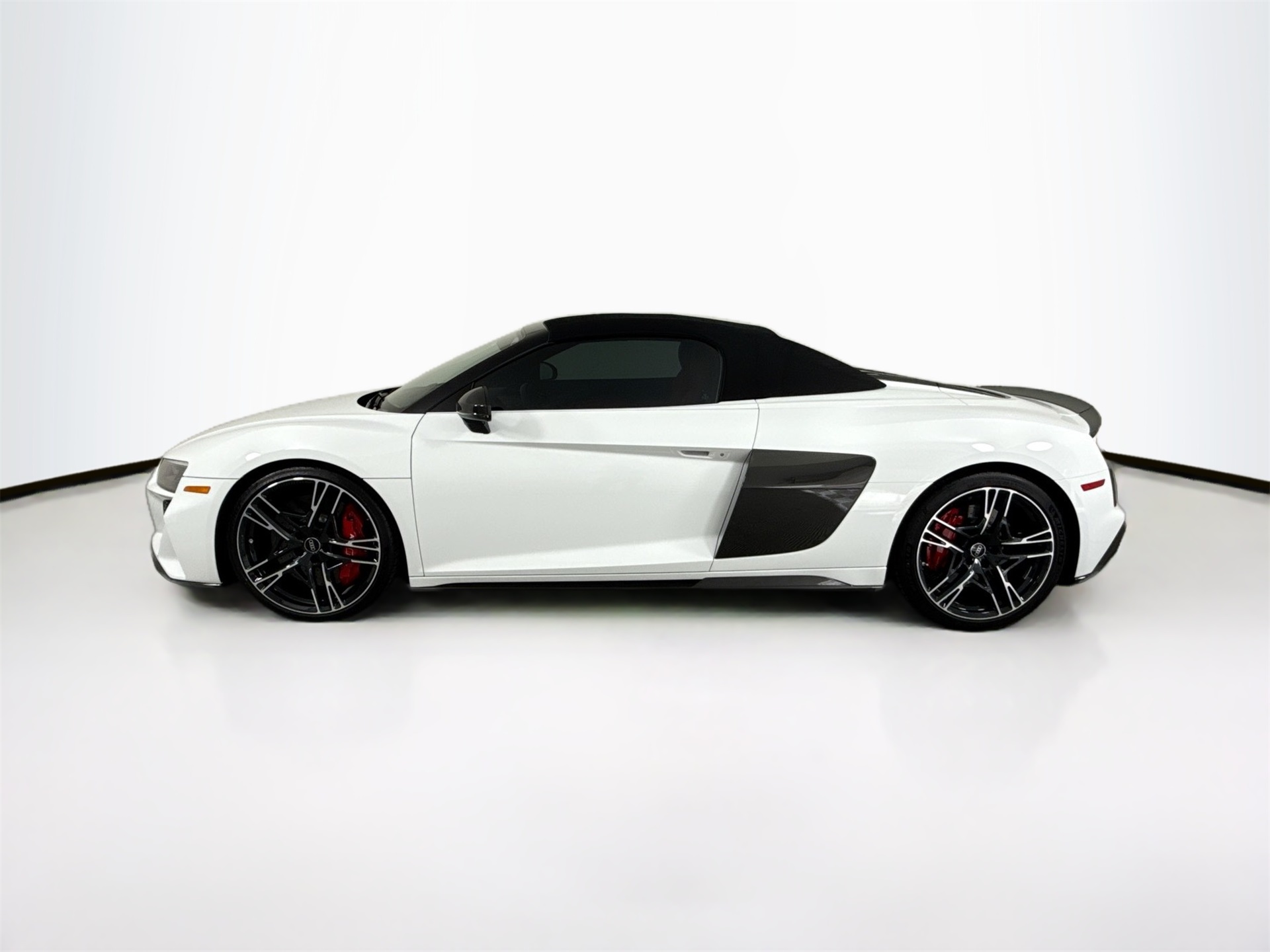 2023 Audi R8 V10 Performance Spyder Quattro photo 4