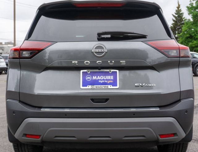 2022 Nissan Rogue SV photo 6