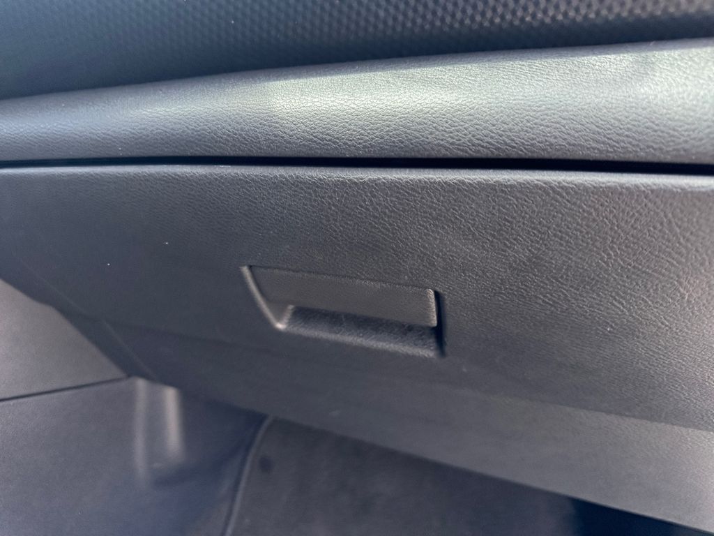 2024 Nissan Kicks SV photo 20