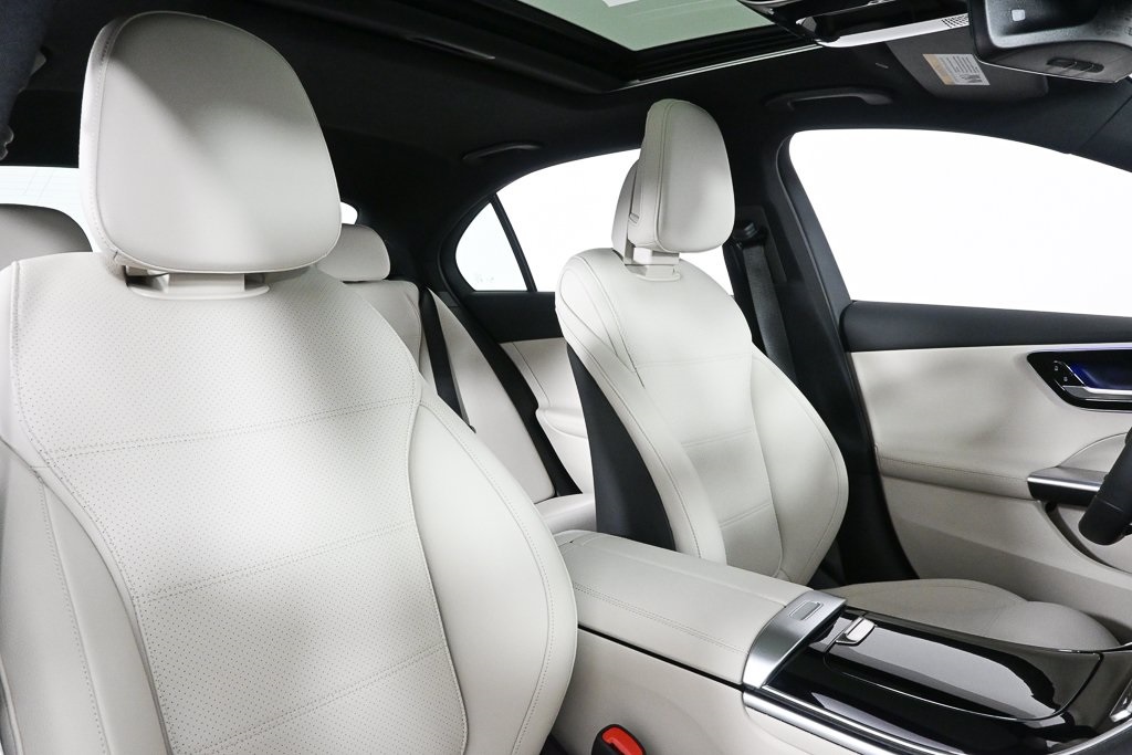 2025 Mercedes Benz C 300 photo 12