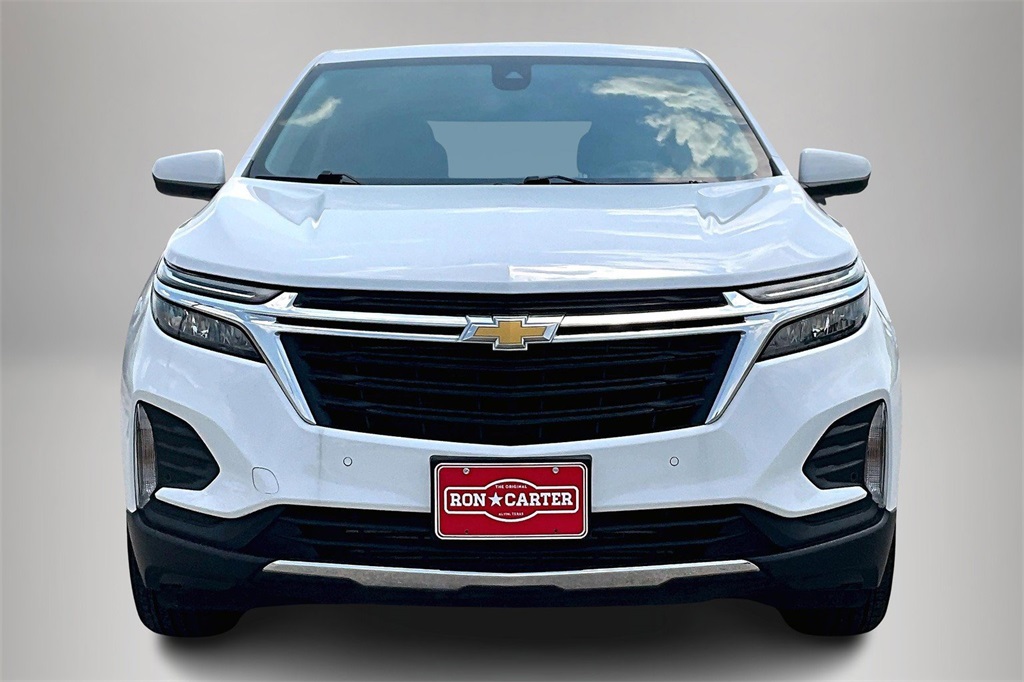 2024 Chevrolet Equinox LT photo 2