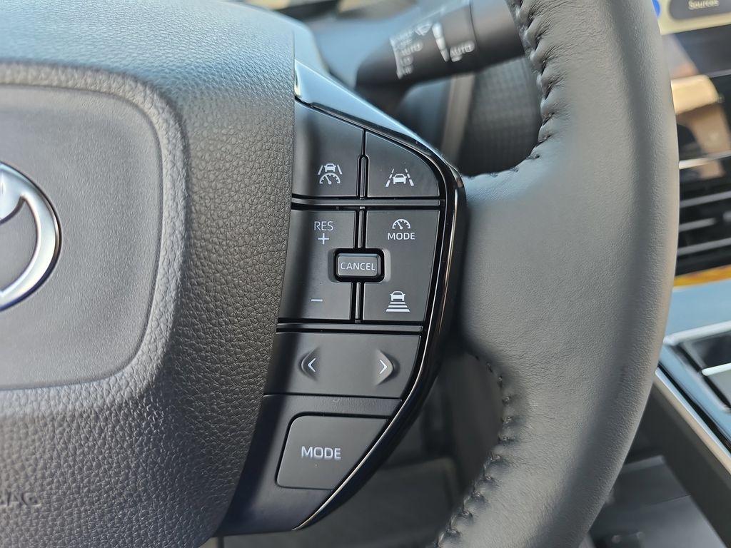 2024 Toyota bZ4X XLE photo 16
