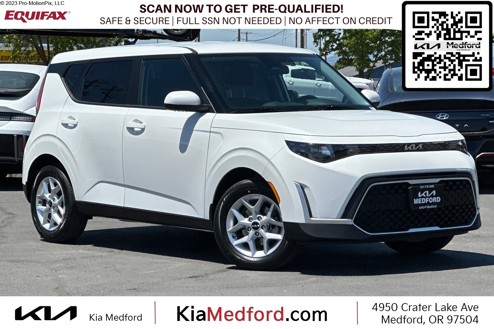 2025 Kia Soul LX's photo