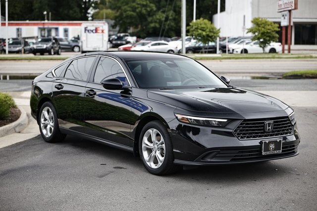 2024 Honda Accord LX photo 12