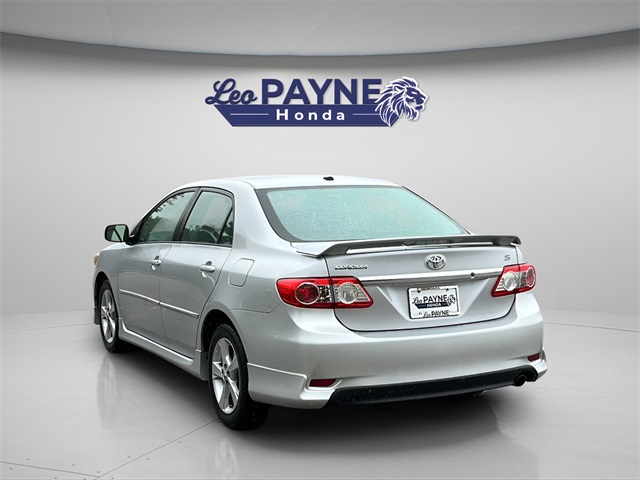 2011 Toyota Corolla S photo 6