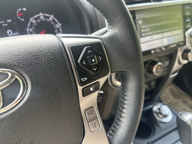 2022 Toyota 4Runner SR5 Premium photo 29