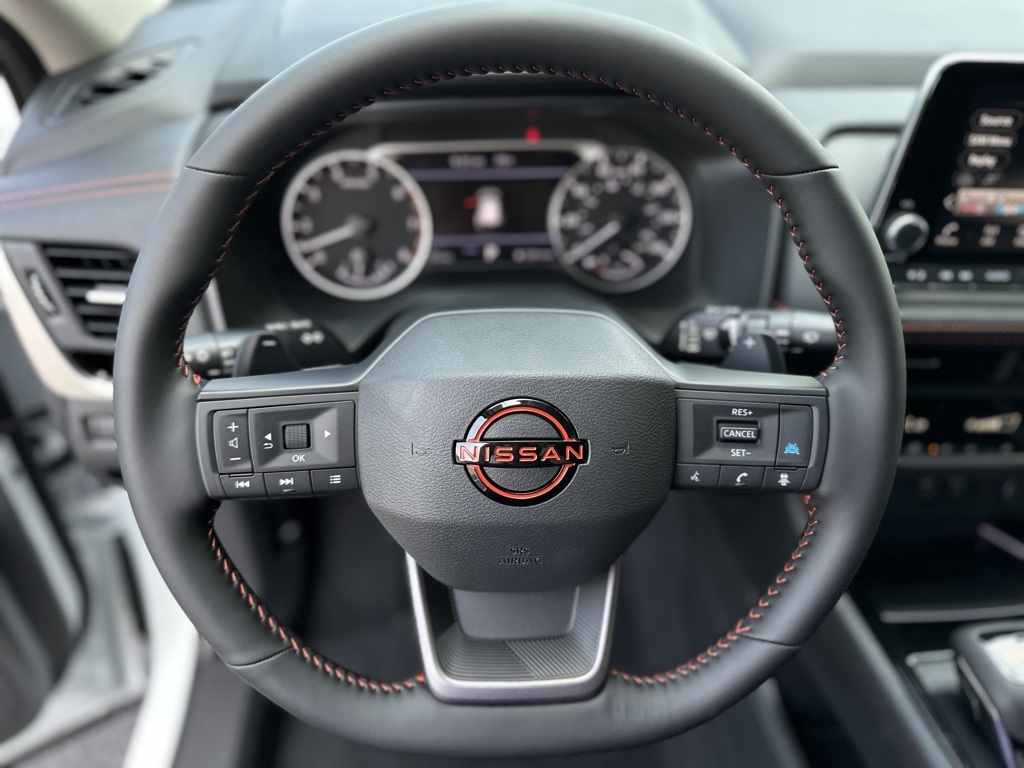 2026 Nissan Rogue SV photo 21