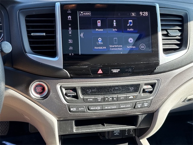 2018 Honda Pilot EX photo 3