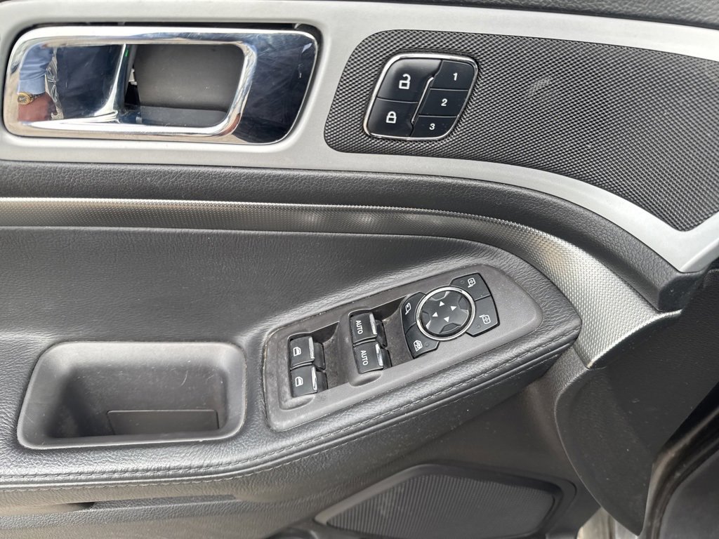2015 Ford Explorer Sport photo 50