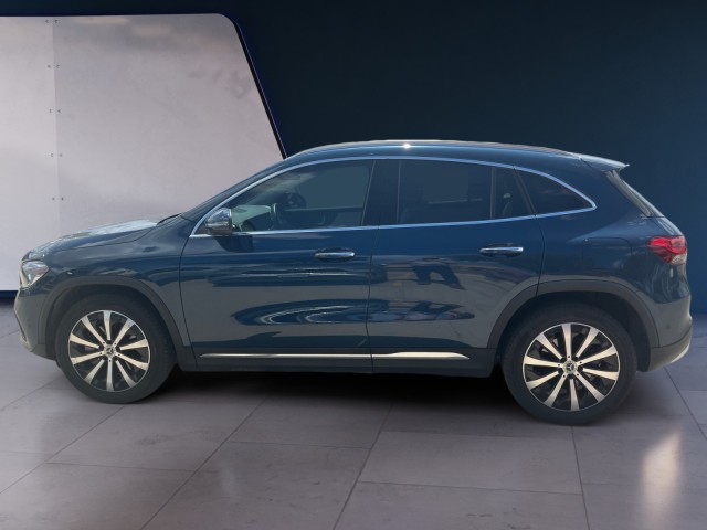 2023 Mercedes Benz GLA 250 photo 2