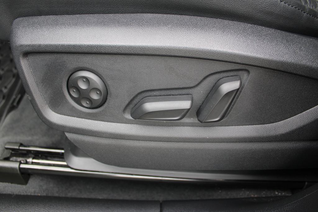 2024 Audi Q5 45 S line Premium photo 24