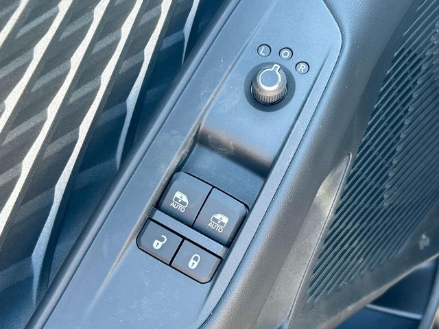 2025 Dodge Charger R/T photo 11