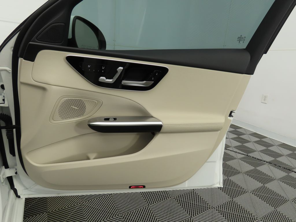 2024 Mercedes Benz C 300 photo 24