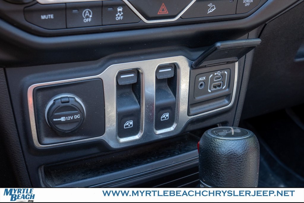 2020 Jeep Wrangler Sport S photo 22