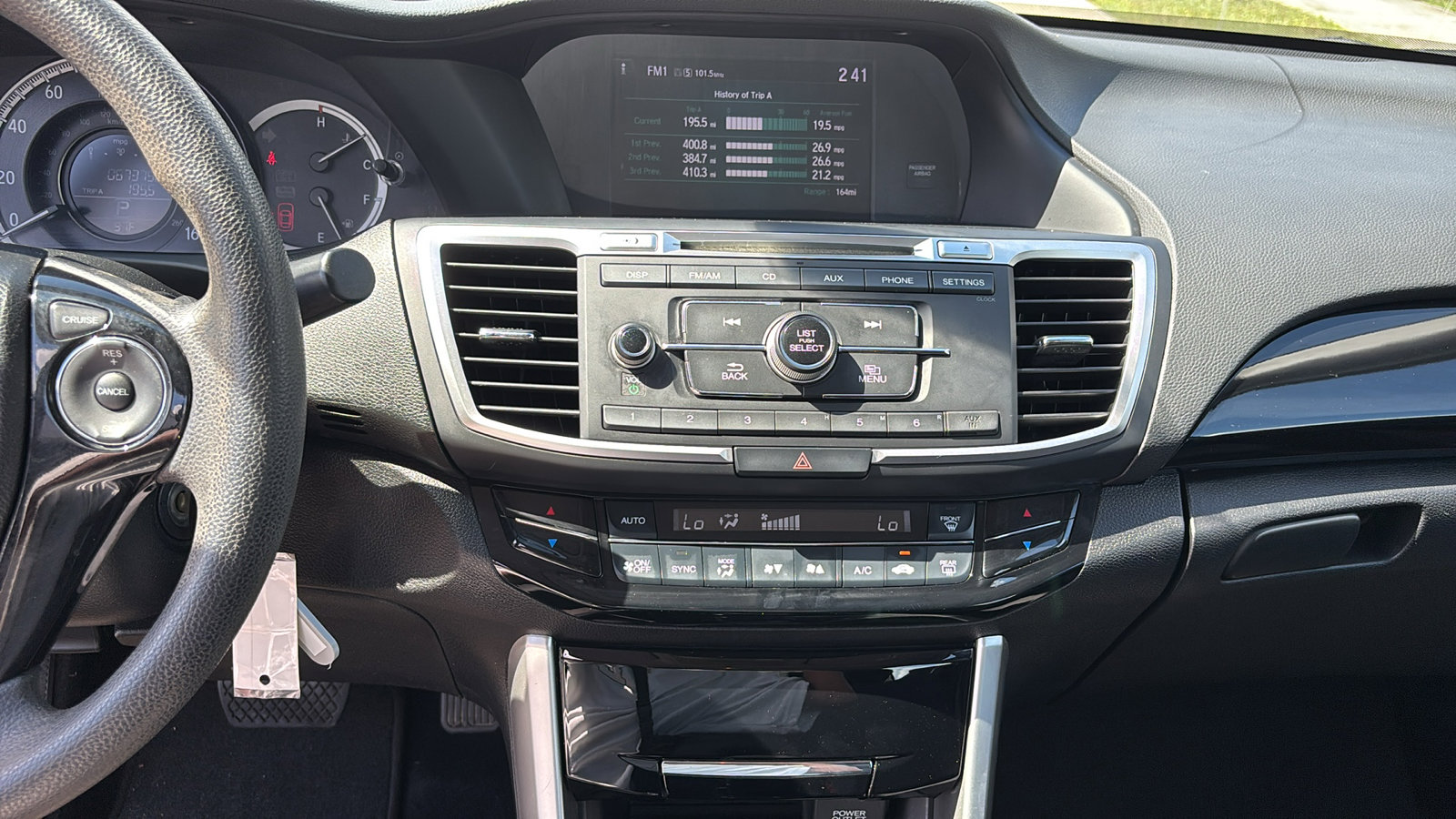 2016 Honda Accord LX photo 16
