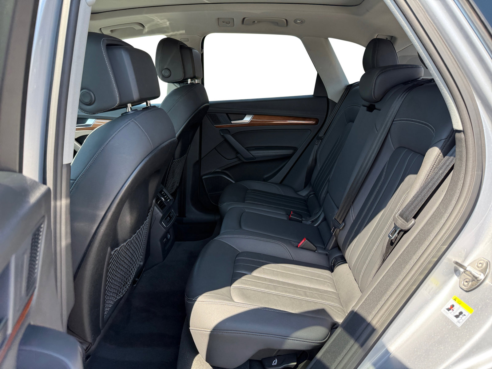 2022 Audi Q5 40 Premium Plus photo 16