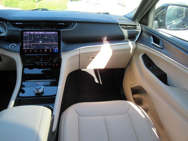 2024 Jeep Grand Cherokee Limited photo 12