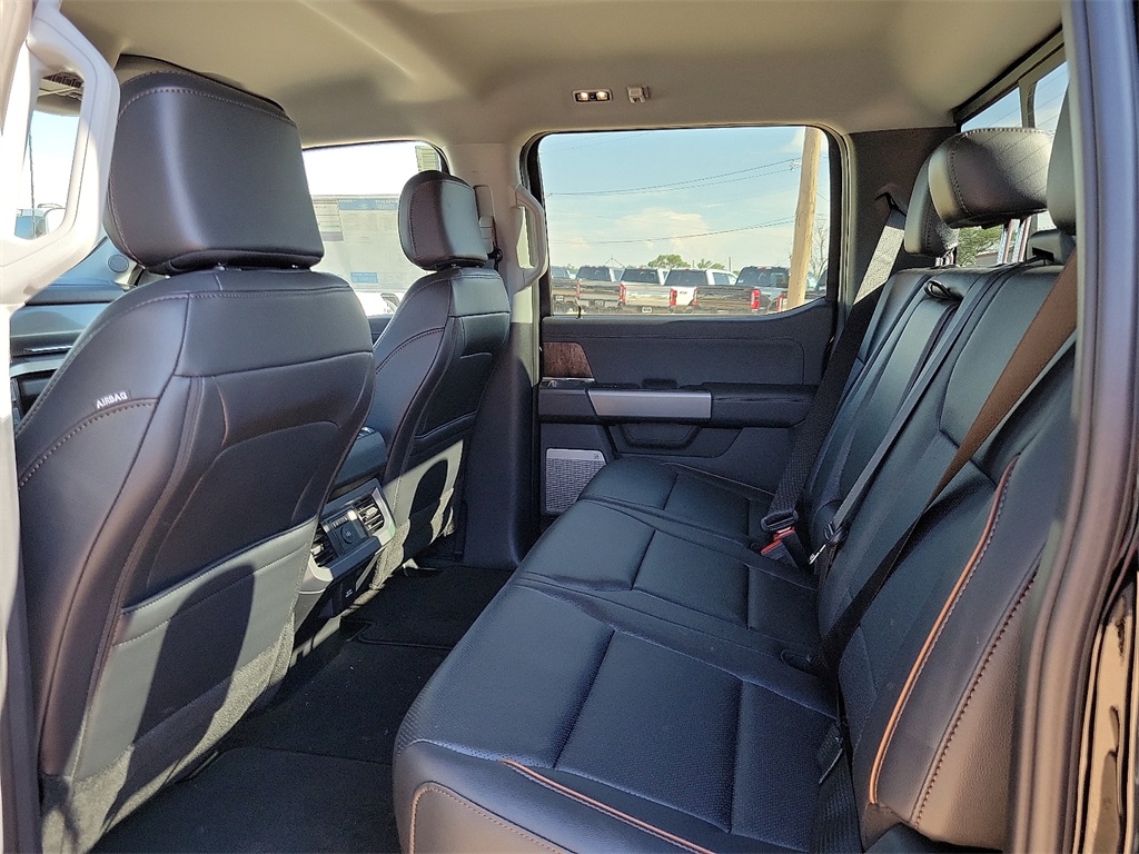 2025 Ford F-250 photo 15