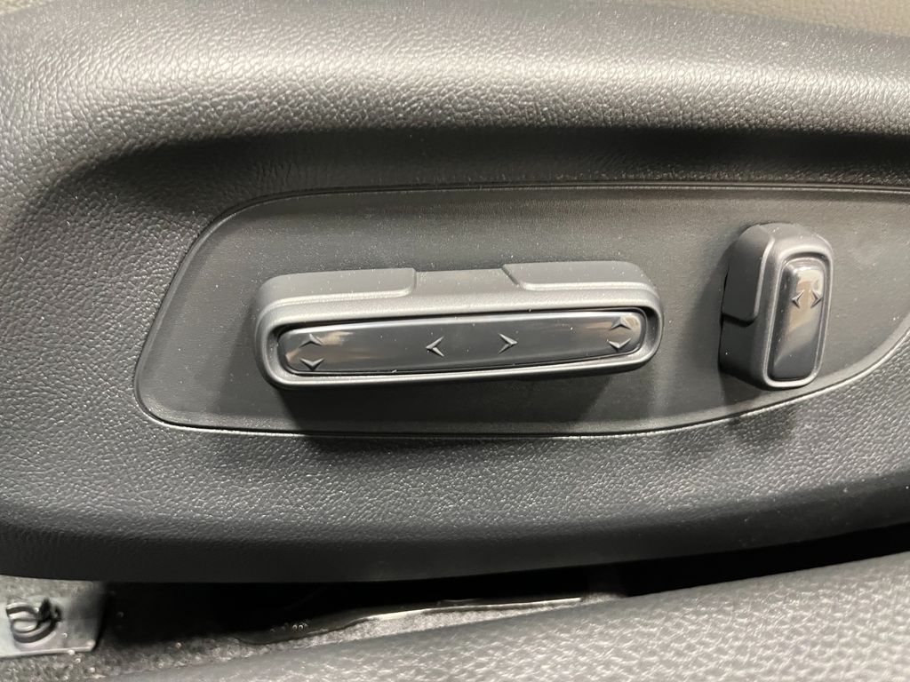 2026 Honda Civic Sport Touring Hybrid photo 13