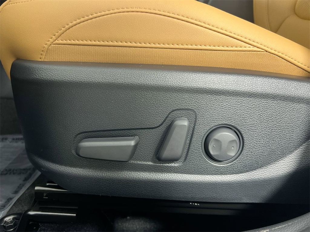 2025 Kia Seltos EX photo 10