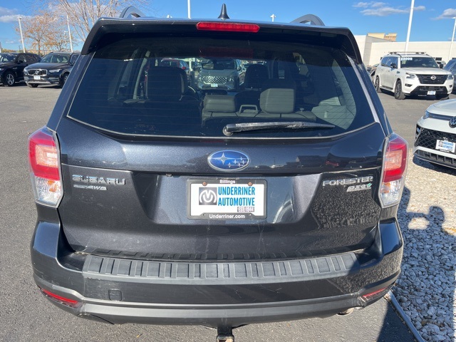 2017 Subaru Forester 2.5i Limited photo 4