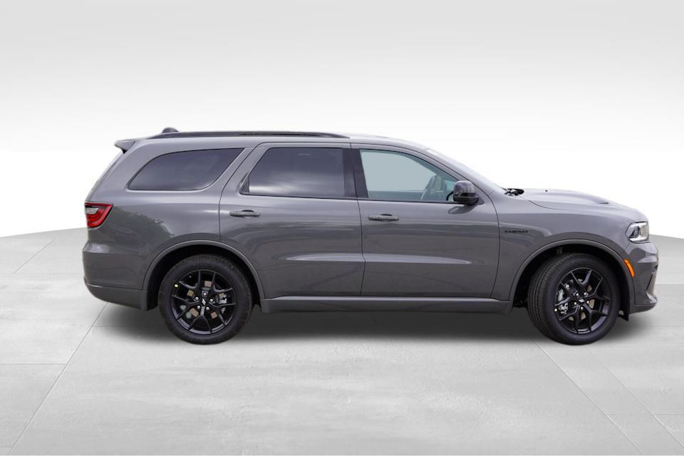 2026 Dodge Durango GT Blacktop photo 2