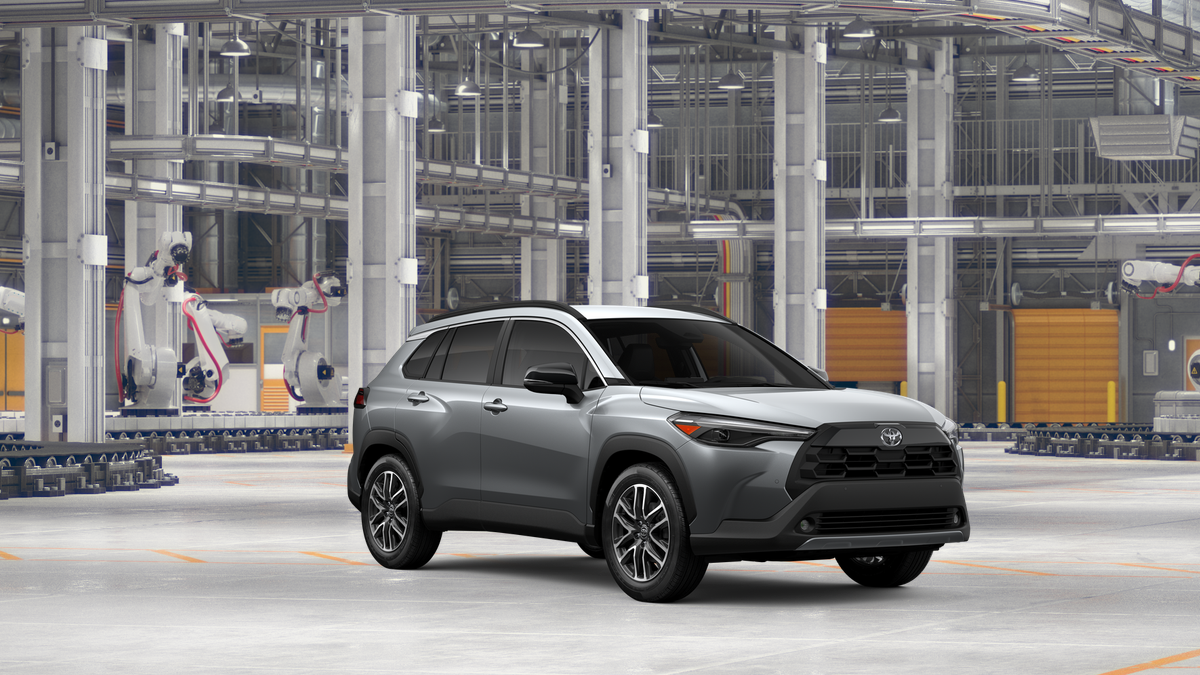 2026 Toyota Corolla Cross XLE photo 12
