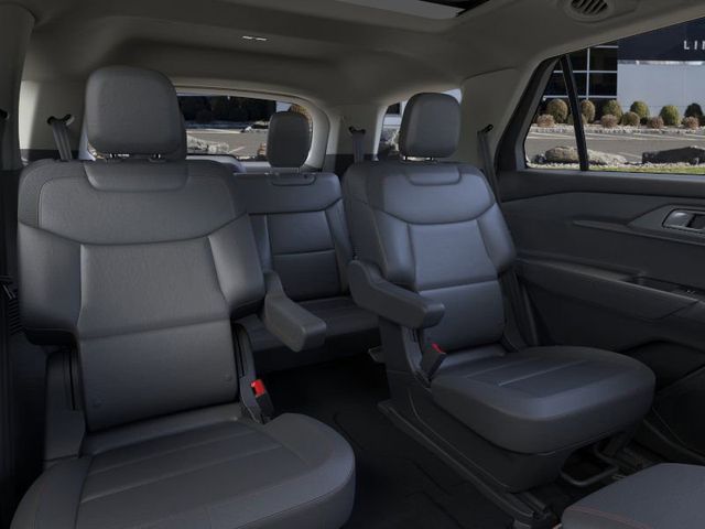2025 Ford Explorer photo 10