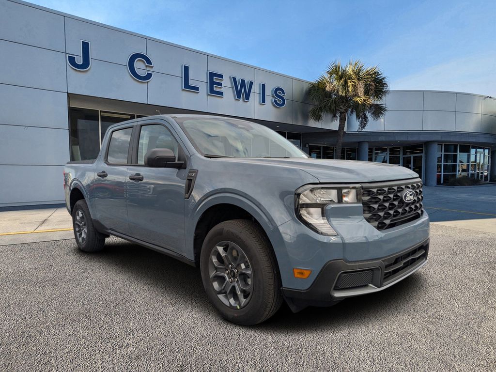 2025 Ford Maverick XLT's photo