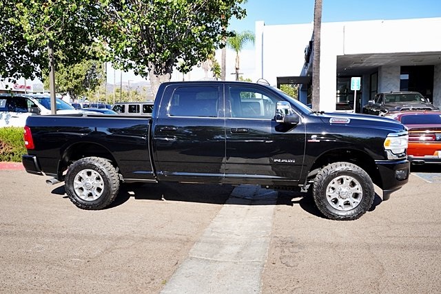 2024 Ram 3500 Laramie photo 6