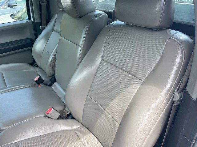 2016 Ford F-150 XL photo 12