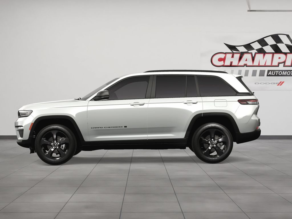 2025 Jeep Grand Cherokee Limited photo 3