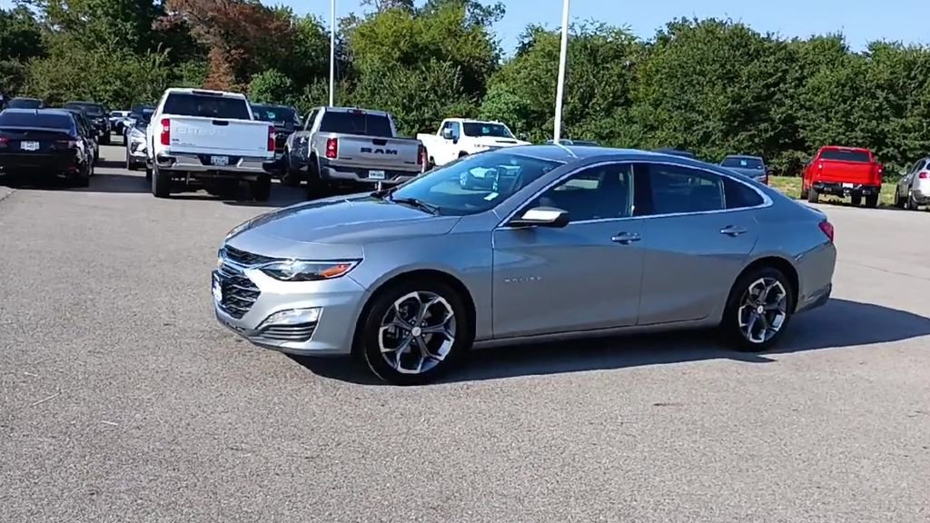 2024 Chevrolet Malibu 1LT photo 4