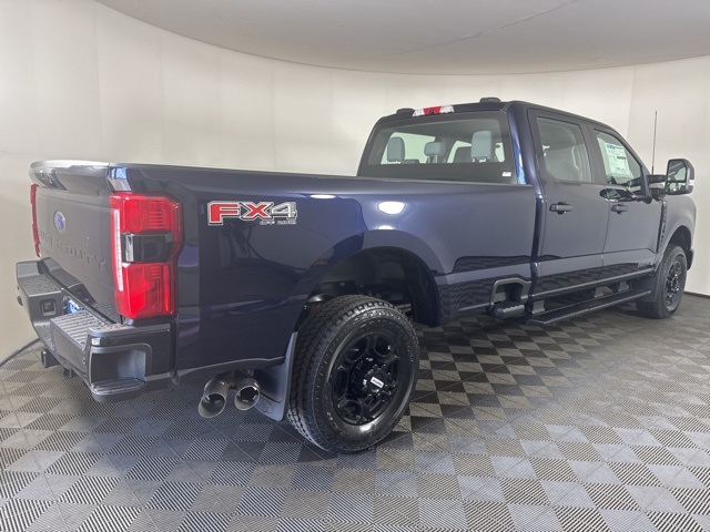 2025 Ford F-350 XL photo 3