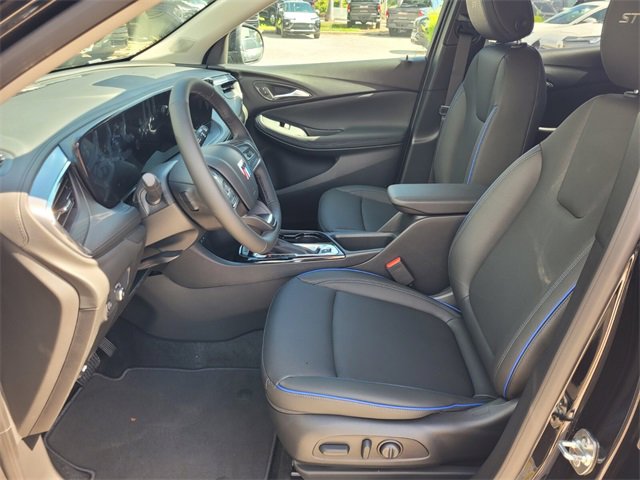 2026 Buick Encore GX Sport Touring photo 3