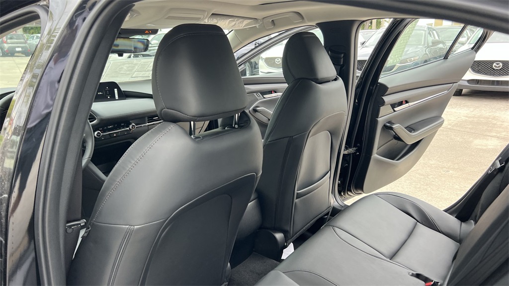 2025 Mazda Mazda3 Sedan 2.5 s Preferred photo 34