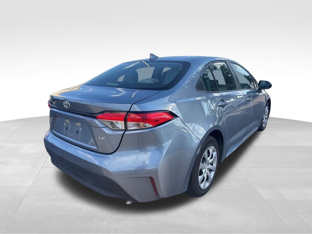 2023 Toyota Corolla LE photo 4