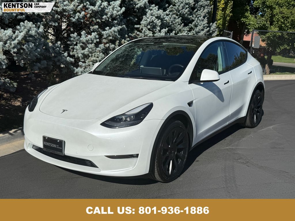 2022 Tesla Model Y Long Range photo 3