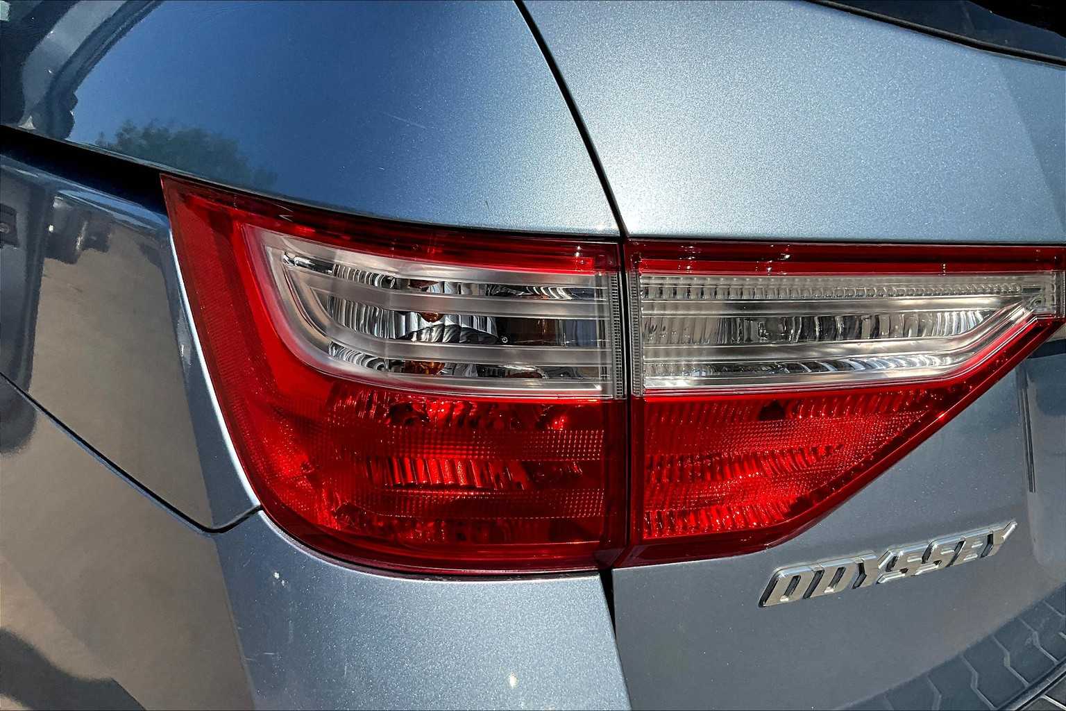 2012 Honda Odyssey EX-L photo 26