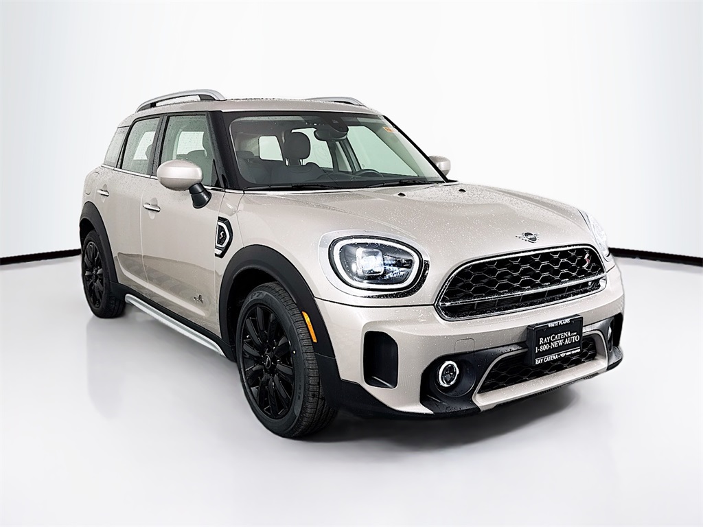 2023 MINI Countryman S's photo