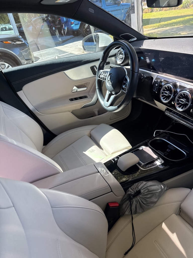 2020 Mercedes Benz CLA 250 photo 4