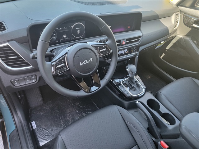 2026 Kia Seltos EX photo 12