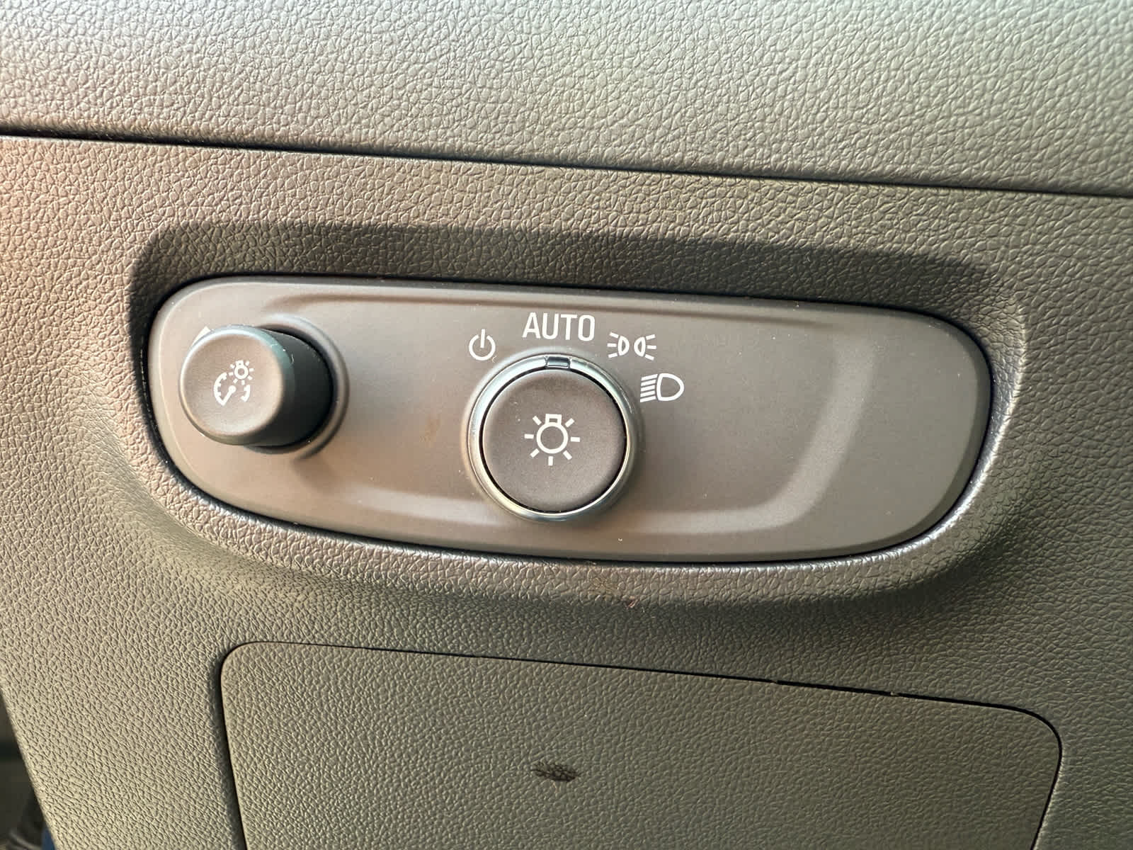 2024 Buick Encore GX Sport Touring photo 23